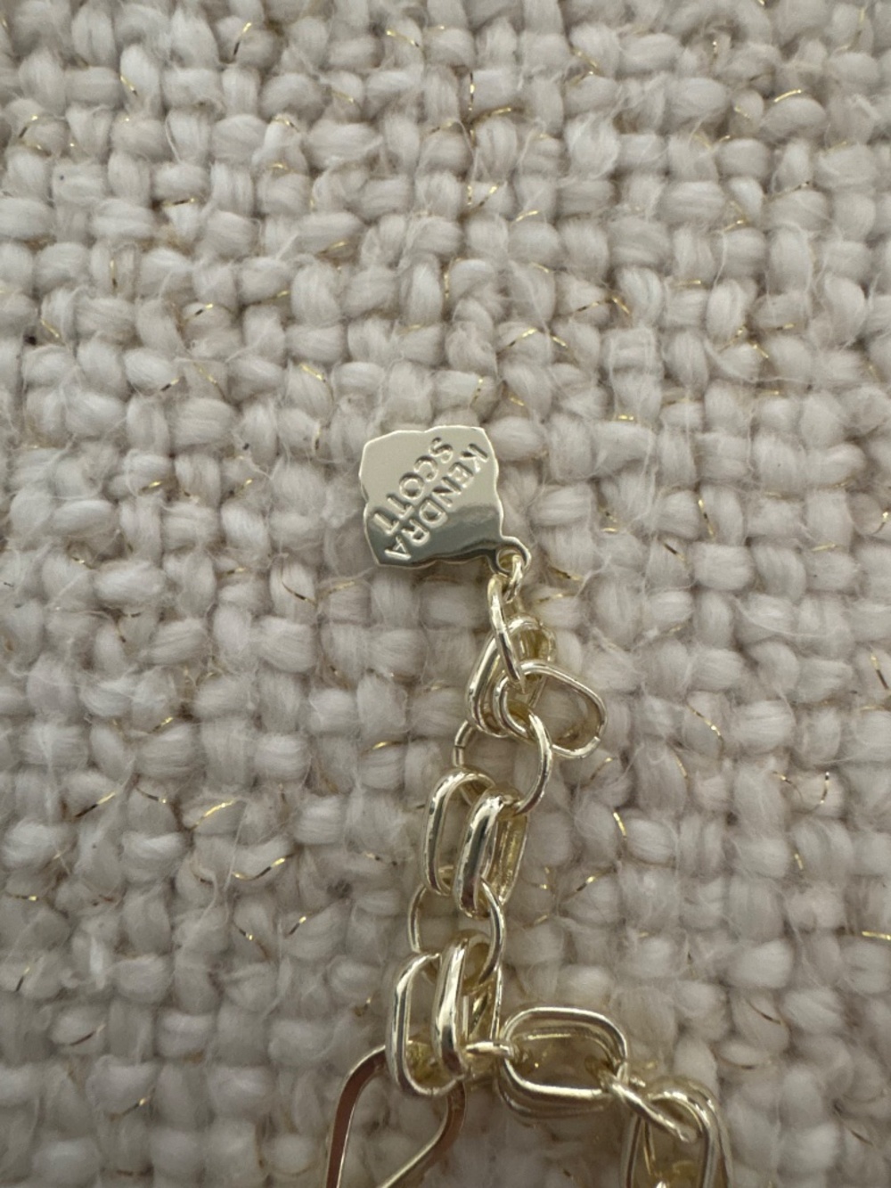 Kendra Scott- Harlow Gold Statement Necklace-Gold - Picture 2 of 3